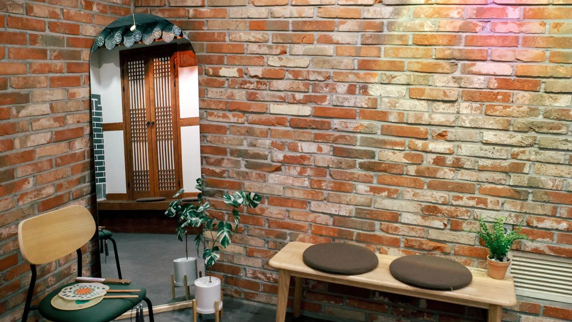 Starria Hostel Seoul 2*,  South Korea