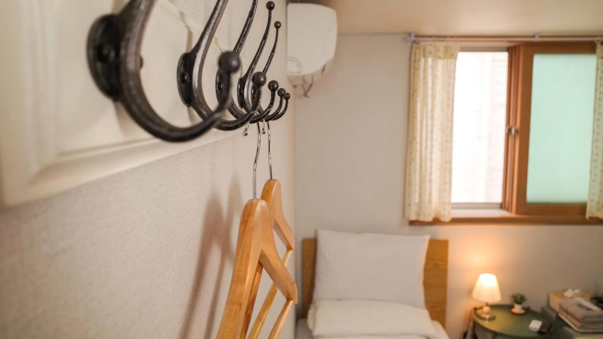 Starria Hostel Seoul 2*,